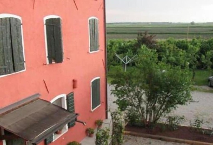 فندق ريفى Agriturismo Quadrifoglio Relax