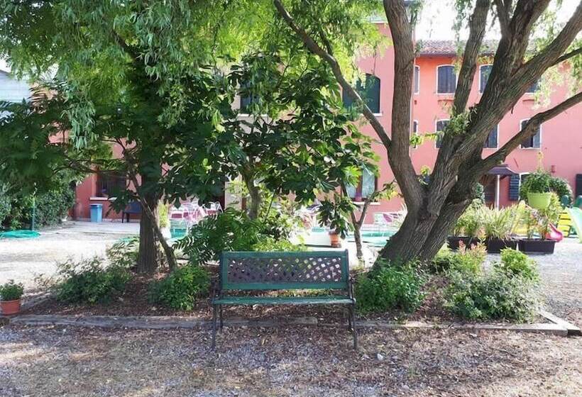 فندق ريفى Agriturismo Quadrifoglio Relax