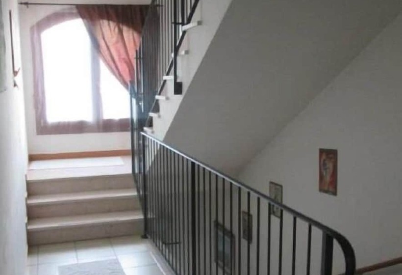 فندق ريفى Agriturismo Quadrifoglio Relax