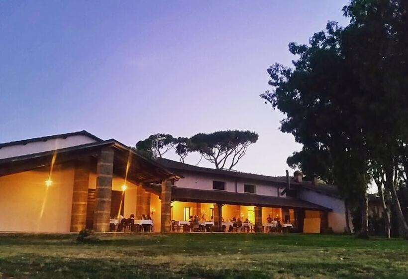 فندق ريفى Fattoria Lucciano