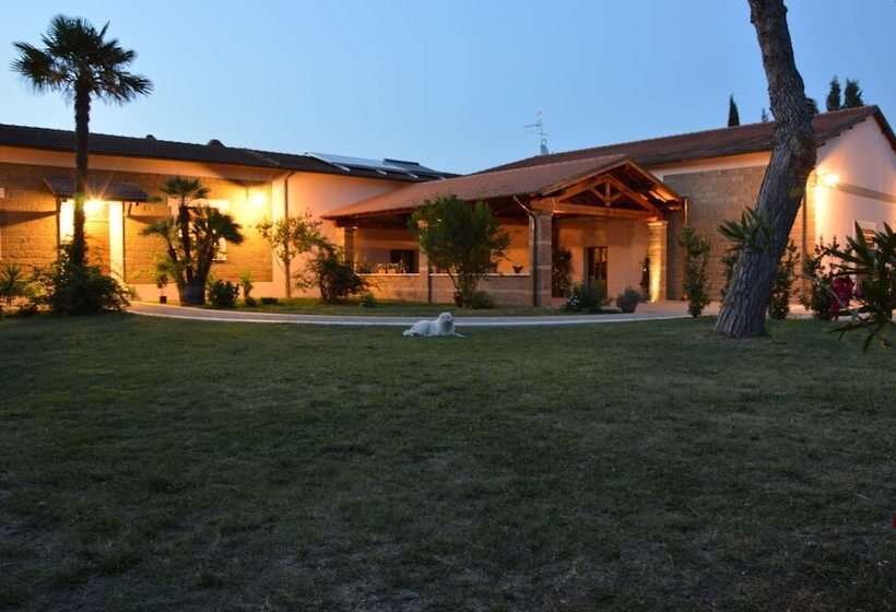 فندق ريفى Fattoria Lucciano