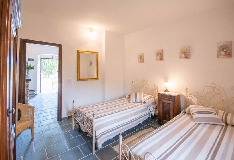 هتل روستایی Tenuta Di Poggio Cavallo