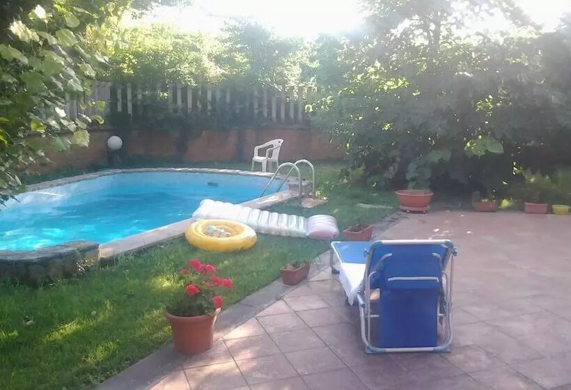 ペンション Villa Cardinal Apartments