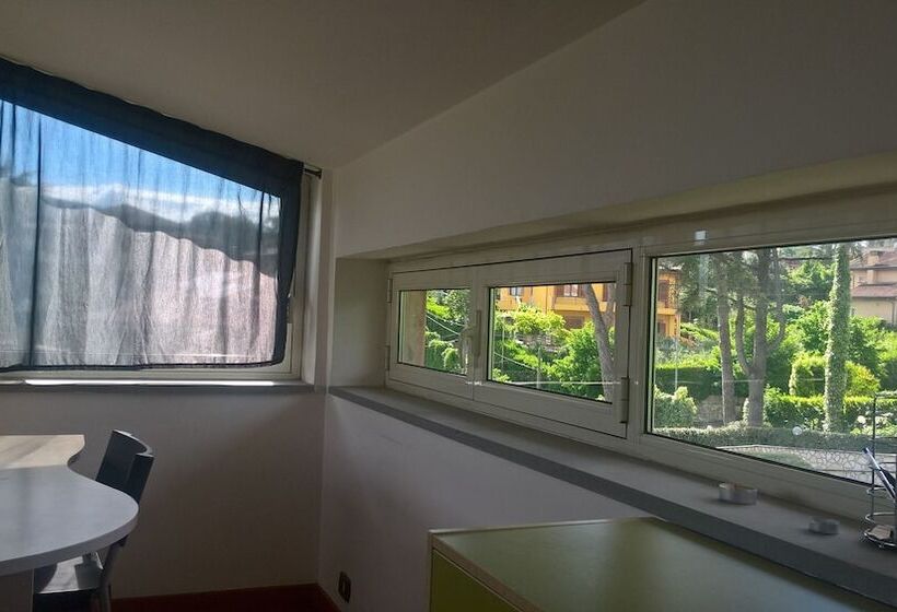 پانسیون Villa Cardinal Apartments