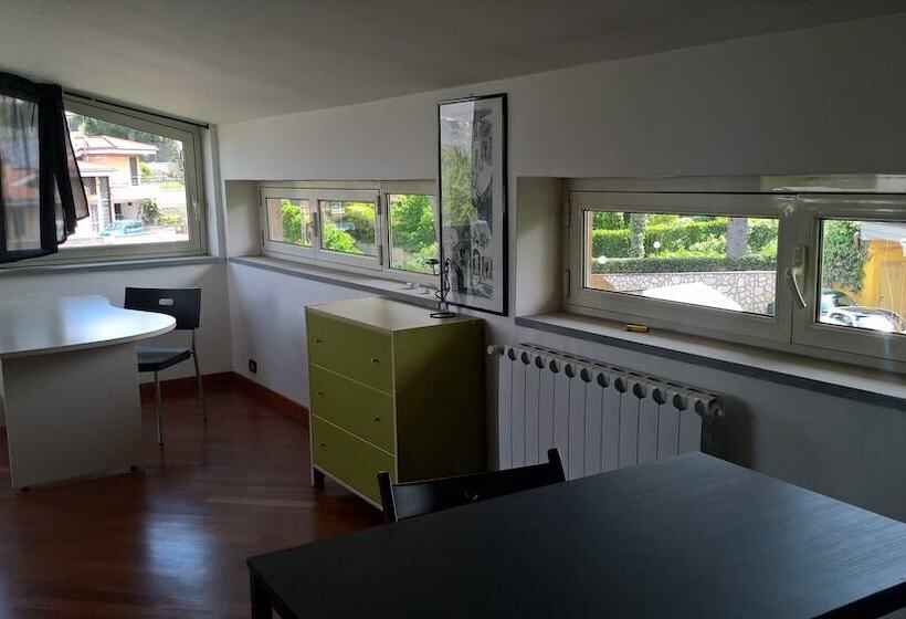 پانسیون Villa Cardinal Apartments