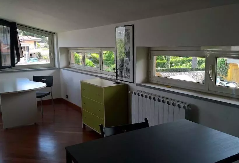 ペンション Villa Cardinal Apartments