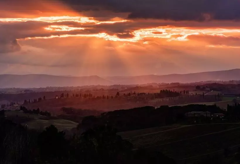 Residence Castello Di Orgiale