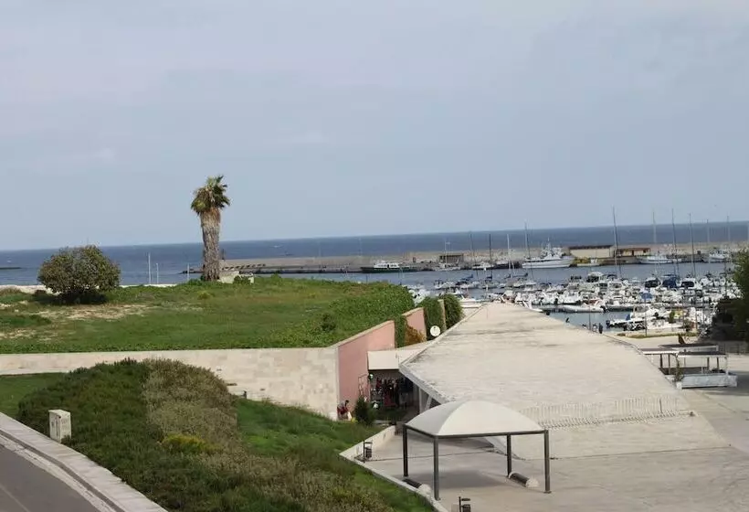 ベッドアンドブレックファースト La Terrazza Sul Mare