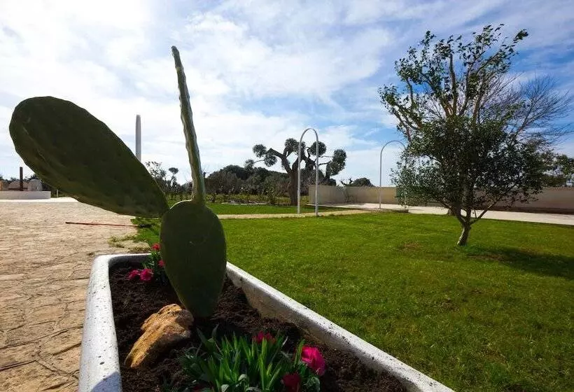 Aamiaismajoitus (B&B) Masseria Poli