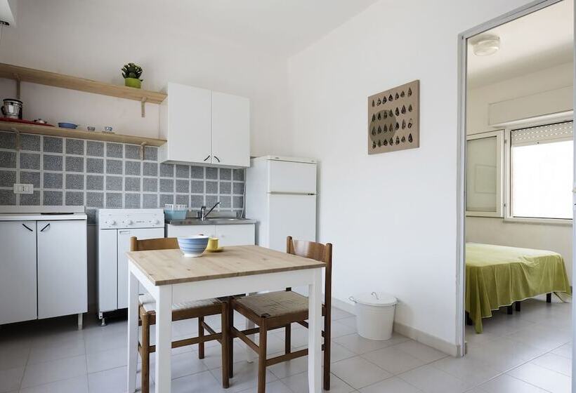 בית מלון כפרי Rocca Dei Tramonti