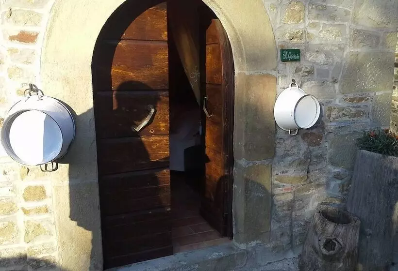 田舎風ホテル Il Borgo Di Faeta