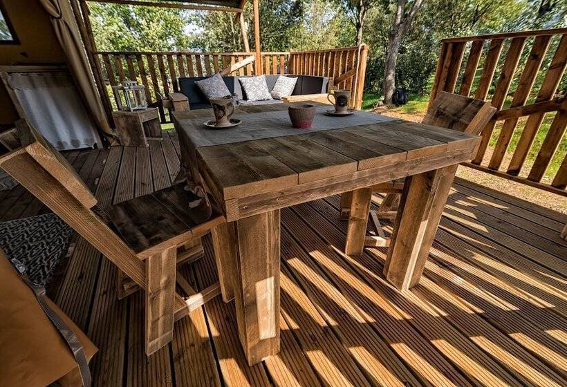 هتل Glamping Tenuta Poggio Rosso