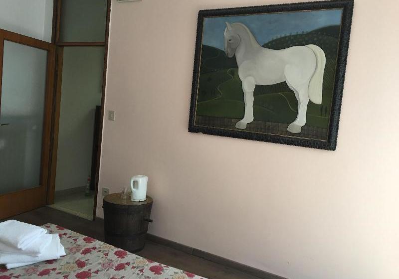 بنسيون Residence Aurora