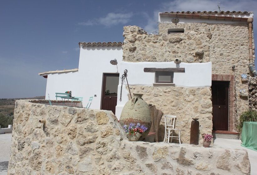 צימר Casale Racalmare