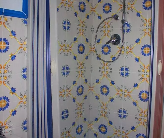 Aamiaismajoitus (B&B) Casale Racalmare