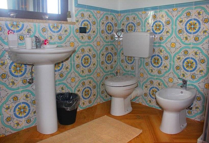 צימר Casale Racalmare