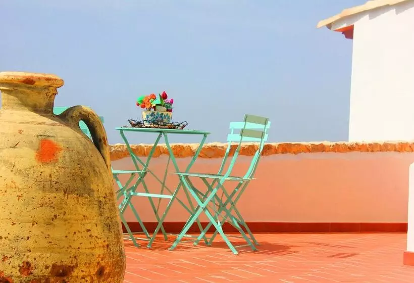 Aamiaismajoitus (B&B) Casale Racalmare