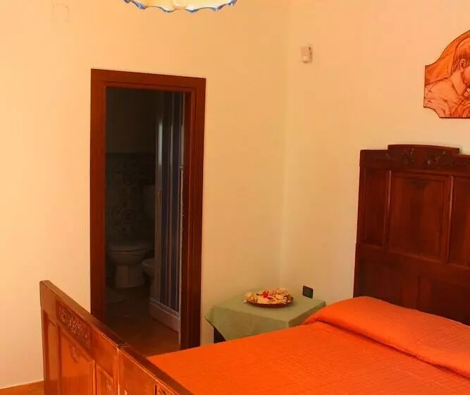 Aamiaismajoitus (B&B) Casale Racalmare