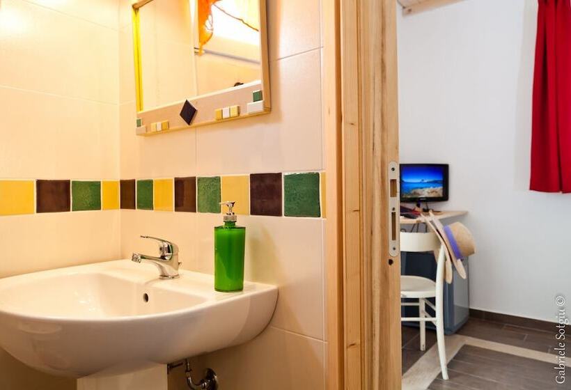 Bed and Breakfast The Old Farm Asfodeli Adults Only