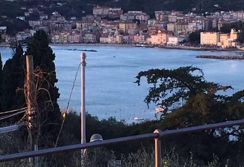 Bed and Breakfast Velamica Resort