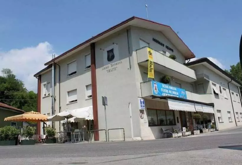 ホテル Albergo Ristorante Fratte