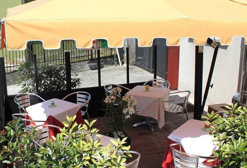 فندق Albergo Ristorante Fratte