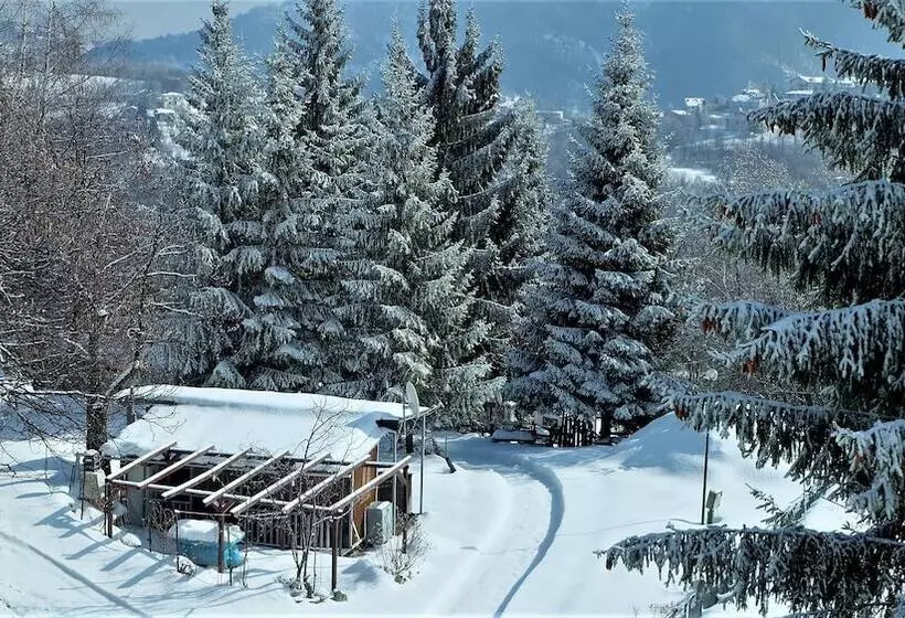 ホテル Camping Yoghi E Bubu