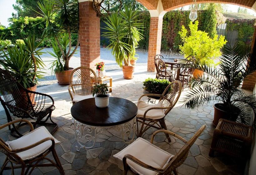 فندق ريفى Villa Cornarea