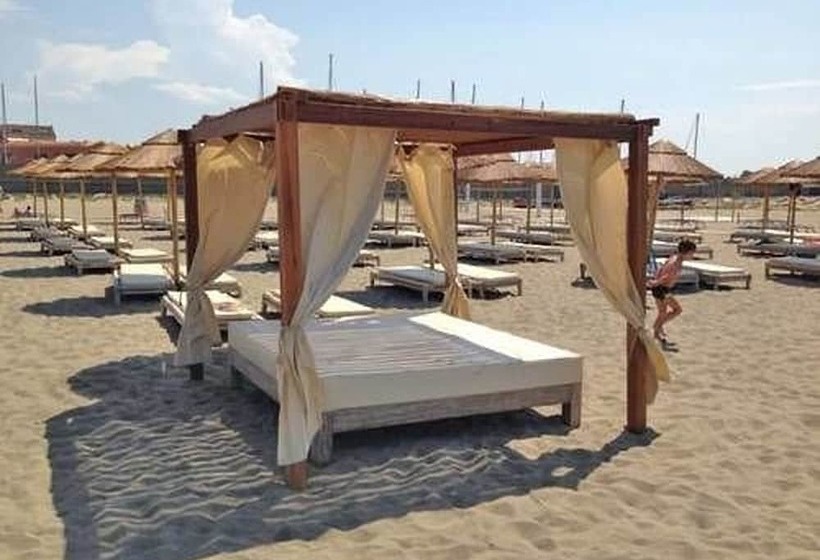 ホテル Yacht Suite   Marina Di Grosseto