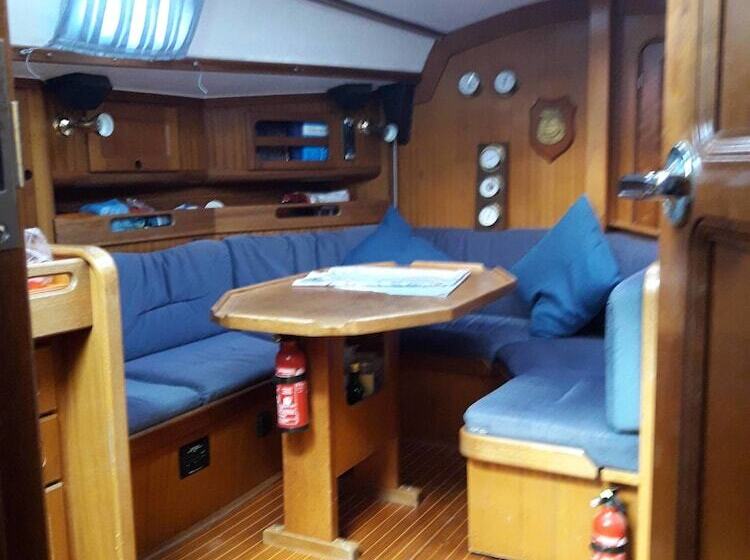 ホテル Yacht Suite   Marina Di Grosseto