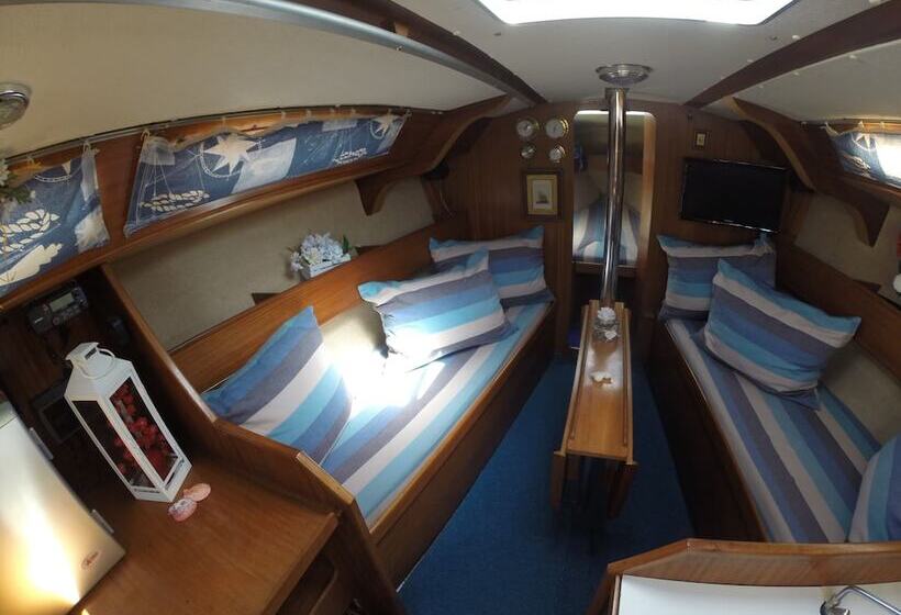 ホテル Yacht Suite   Marina Di Grosseto