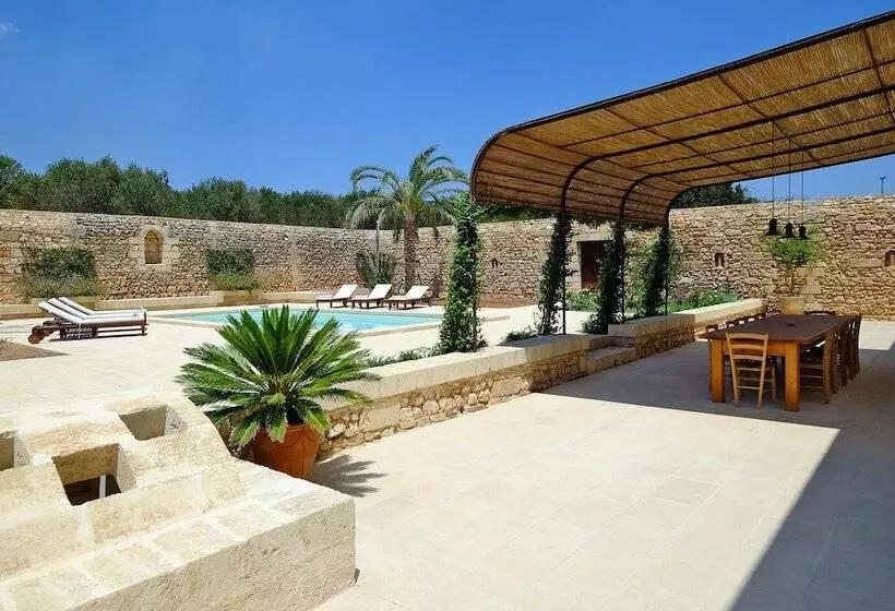 Aamiaismajoitus (B&B) Relais Masseria Sant Antonio