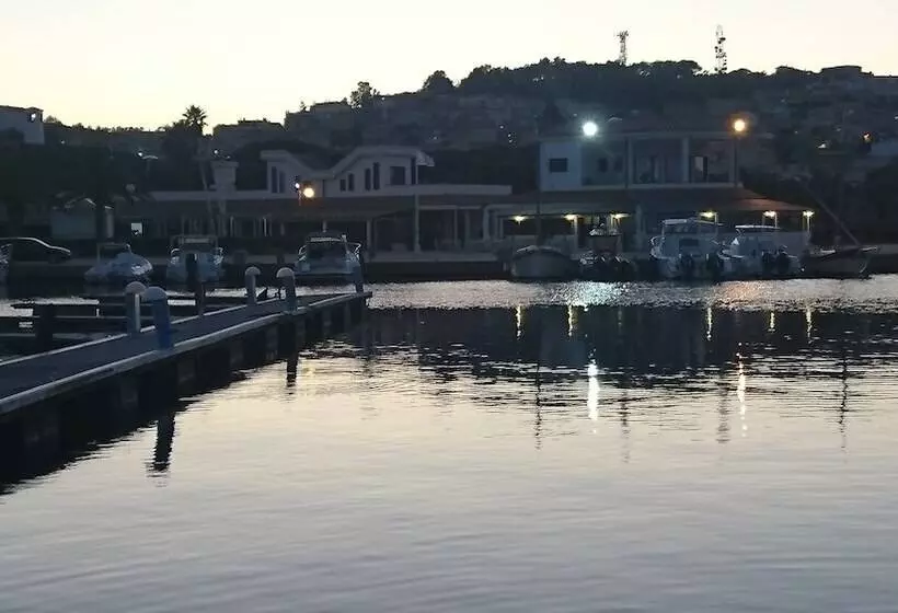ホテル Boat&breakfast Stella Marina