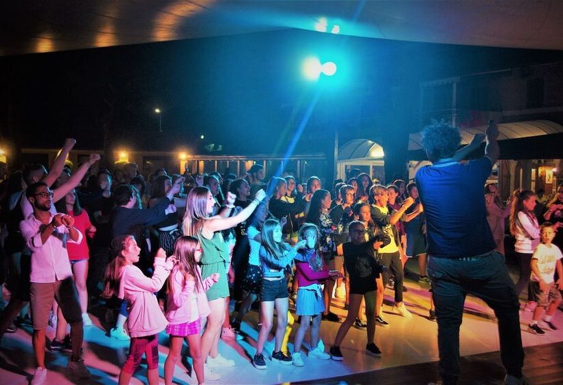 Отель Centro Vacanze Camping Spinnaker