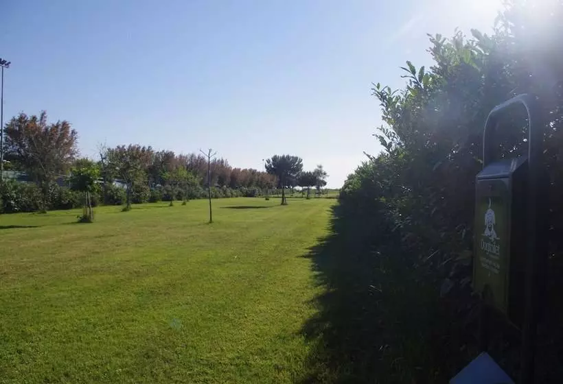 هتل Centro Vacanze Camping Spinnaker