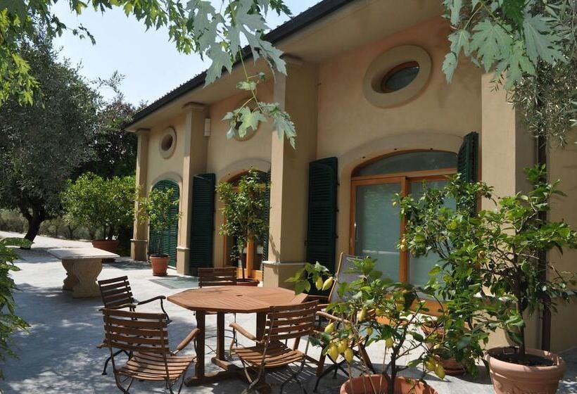 فندق ريفى Agriturismo La Limonaia