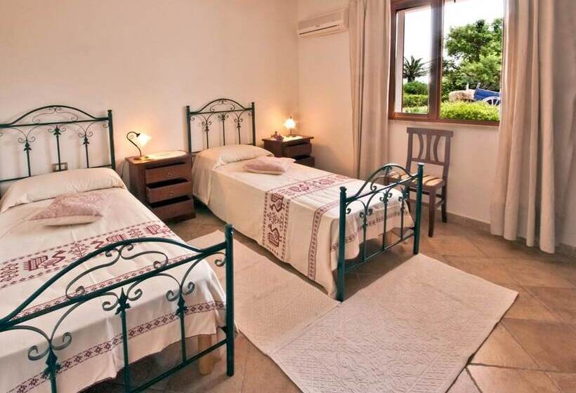 Hotel wiejski Agriturismo Sa Suerera