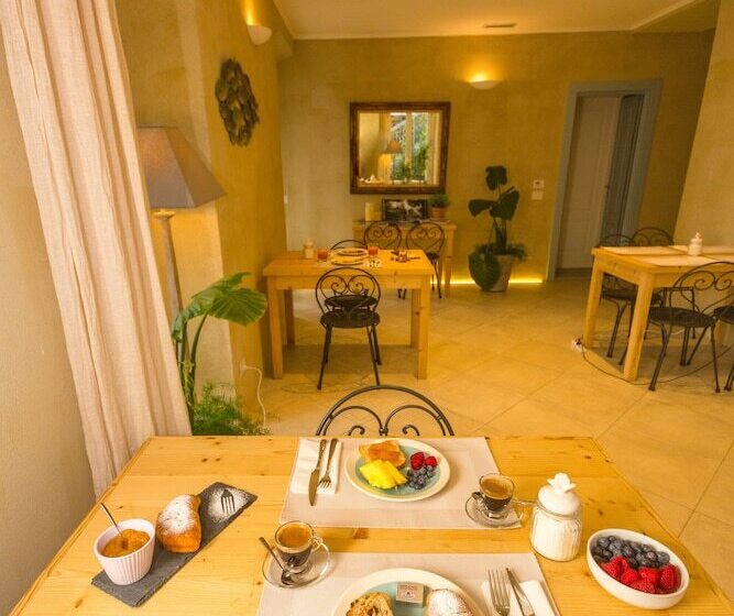 펜션 White Lilac Romantic B&b Adults Only