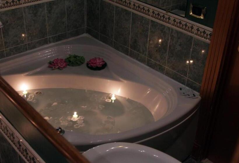 여관 & Resort Bee Queen