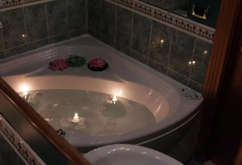 簡易ホテル & Resort Bee Queen