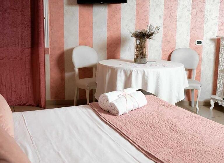 여관 & Resort Bee Queen