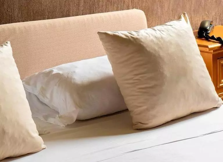 簡易ホテル & Resort Bee Queen