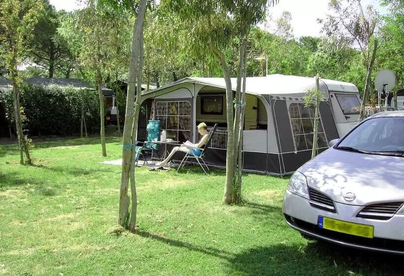 Hotelli Camping Arcobaleno