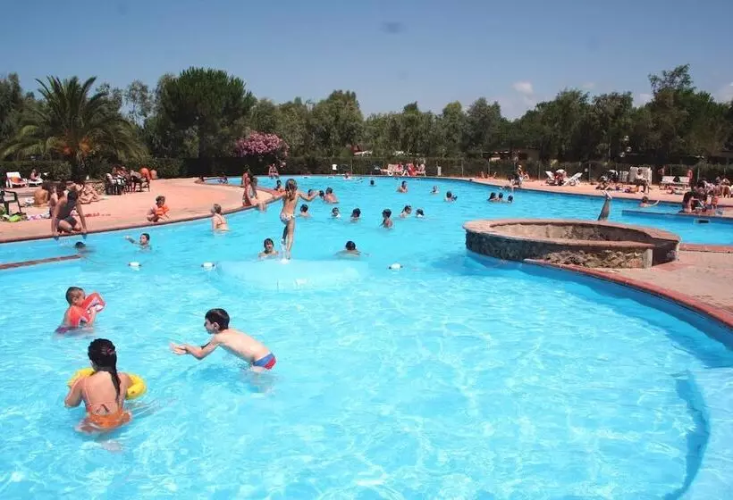 Hotelli Camping Arcobaleno