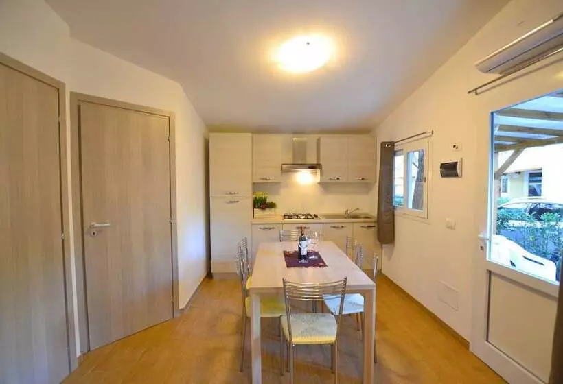 Hotelli Camping Arcobaleno