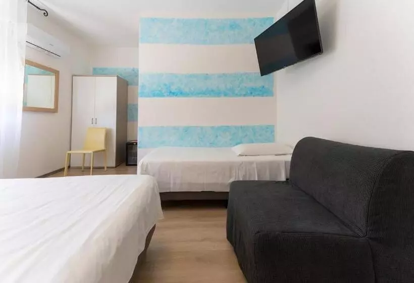 هتل Benaco Mavras