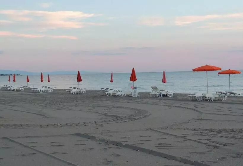 استراحتگاه Villaggio Irene