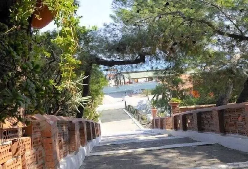 استراحتگاه Villaggio Irene