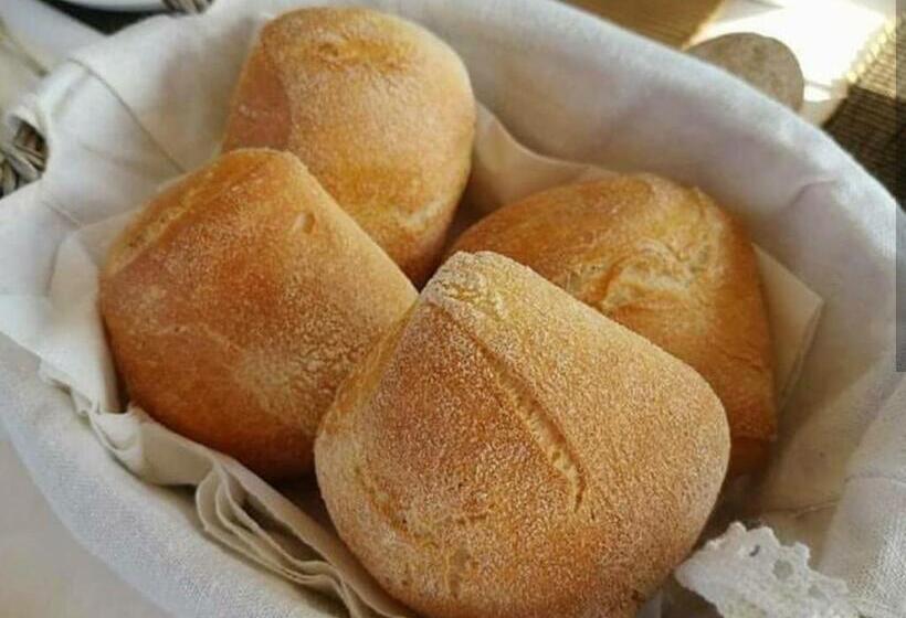 ベッドアンドブレックファースト Antica Isola