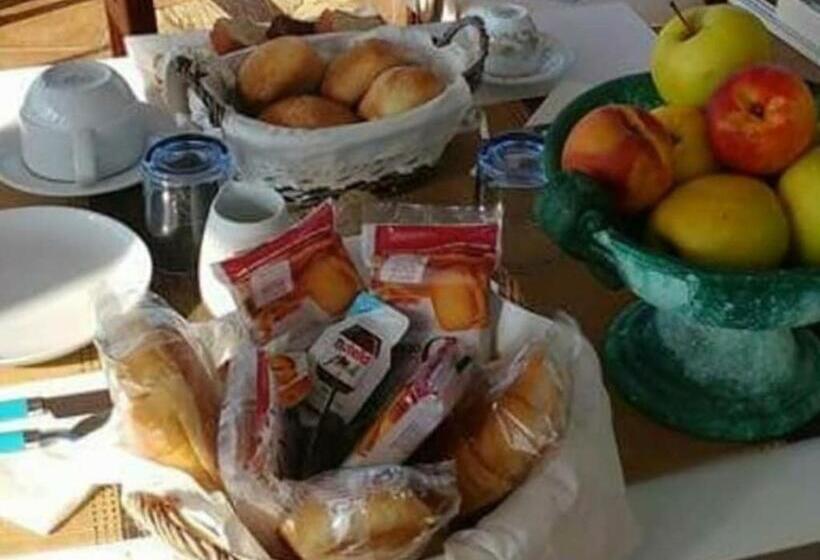 ベッドアンドブレックファースト Antica Isola